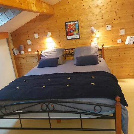 Maison Mitoyenne Entre Les Lacs, Proche Du Centre De Gérardmer
